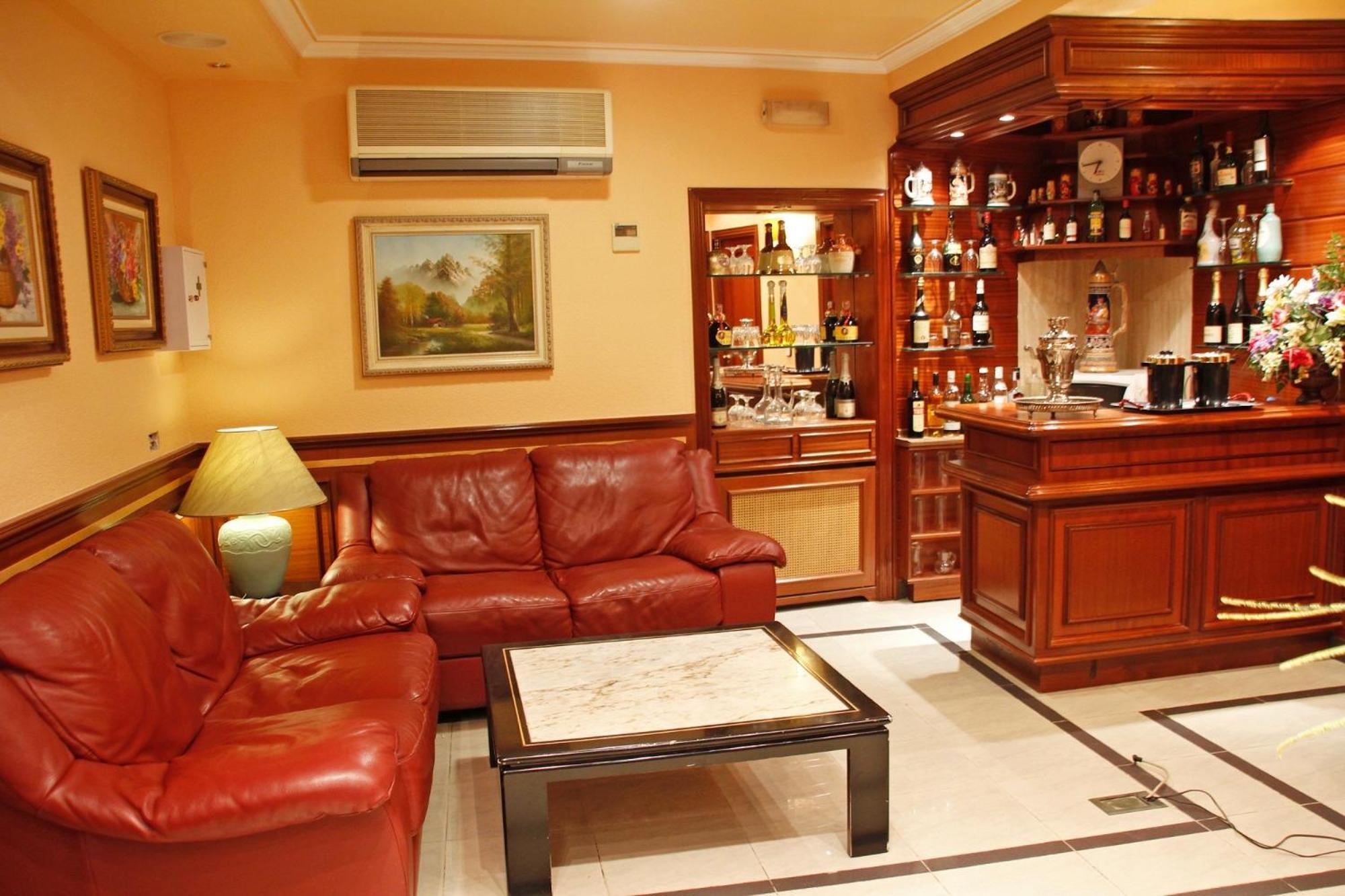 מדריד Hostal Victoria III מראה חיצוני תמונה
