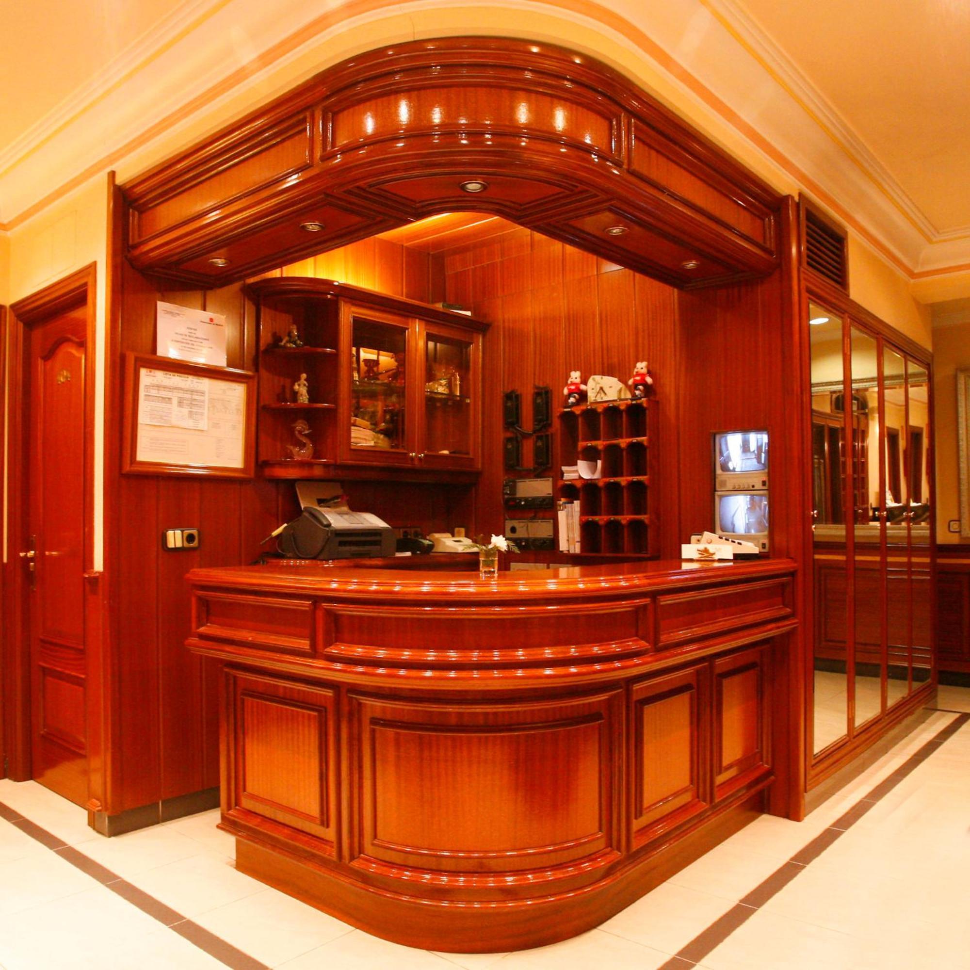 מדריד Hostal Victoria III מראה חיצוני תמונה